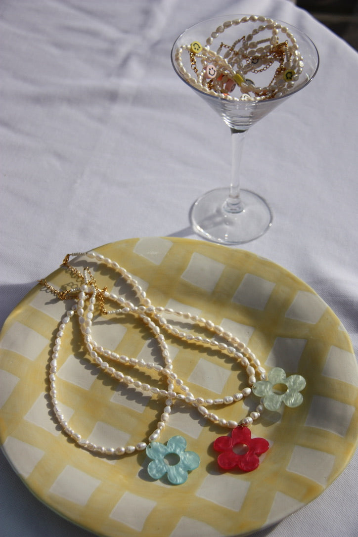 Happiness plate