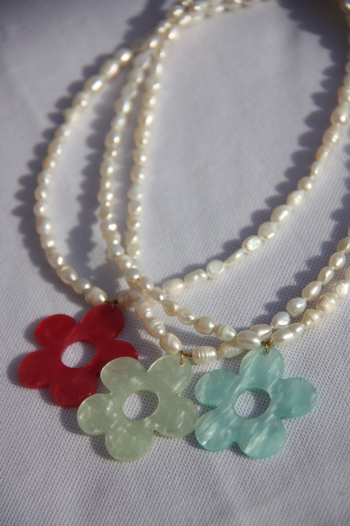 Funky flower necklace