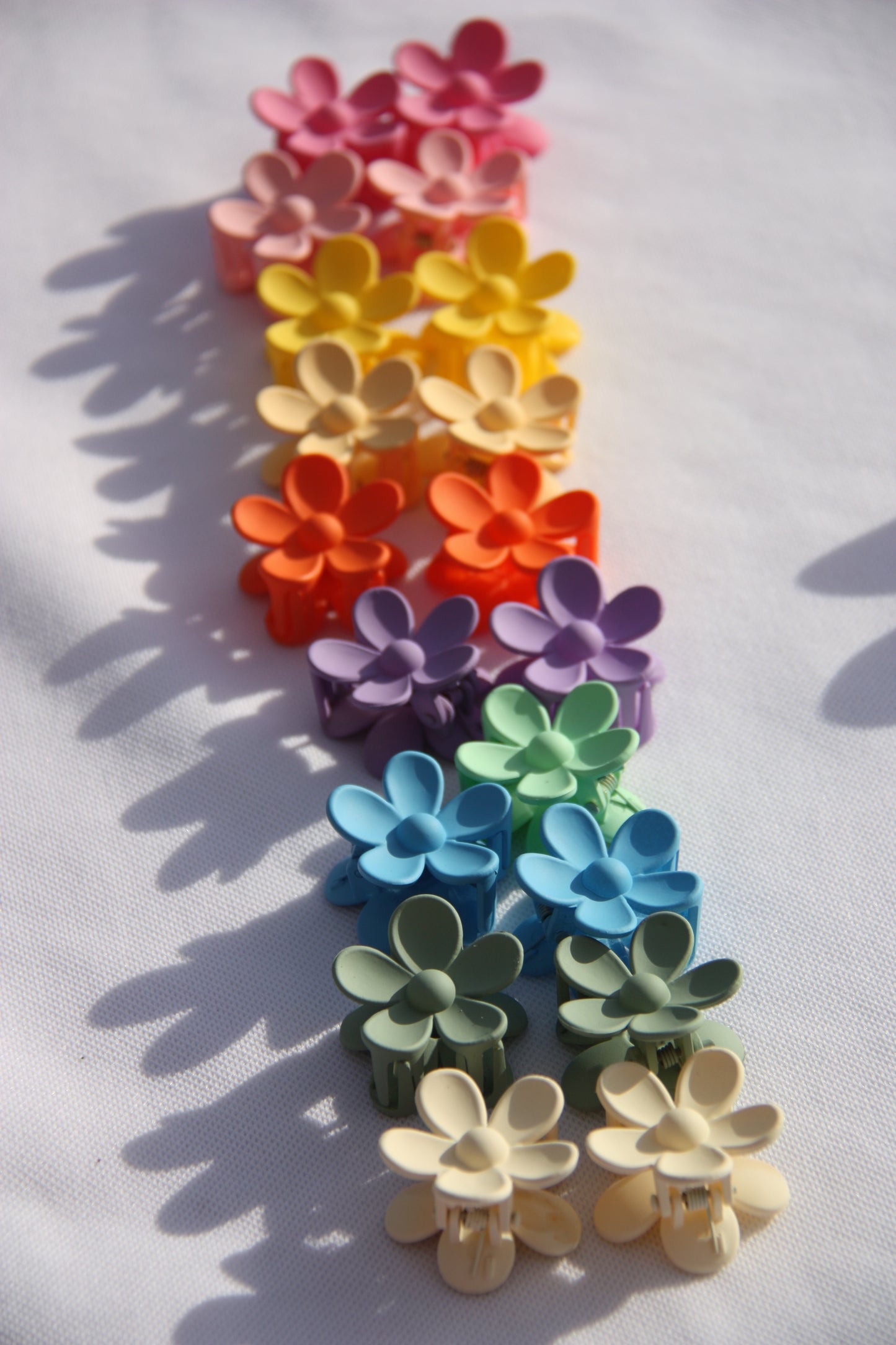 Mini flower hair clip