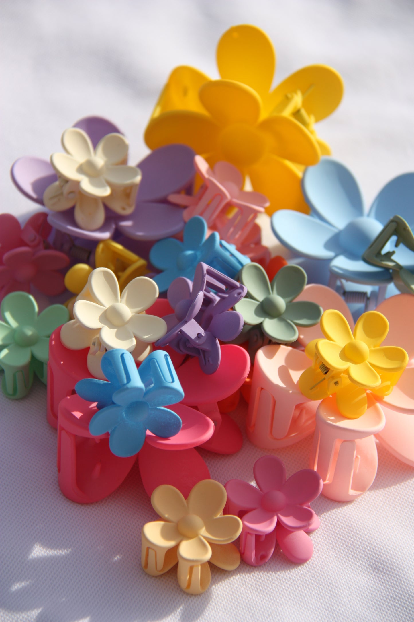 Mini flower hair clip