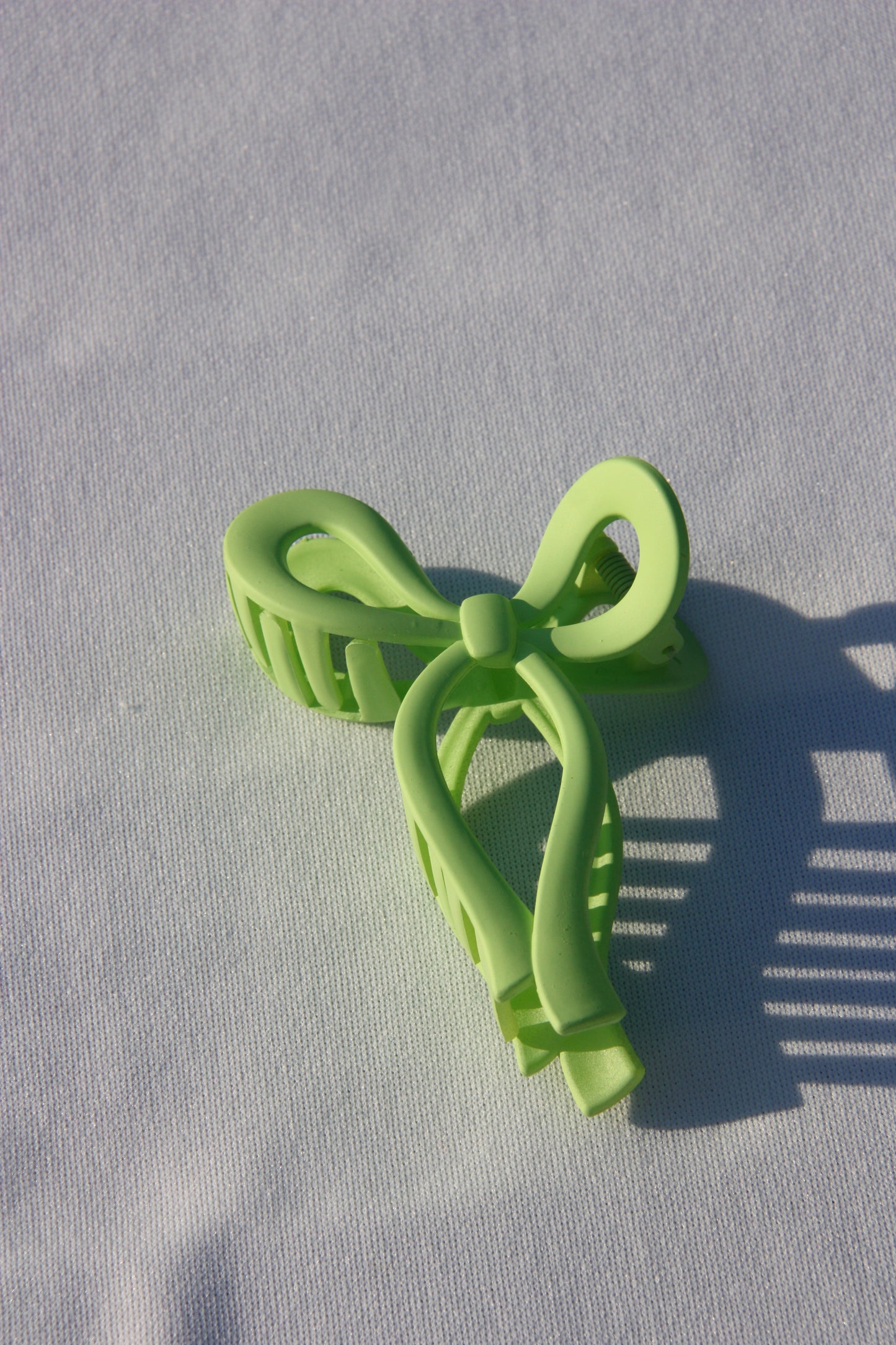 Bow hair clip