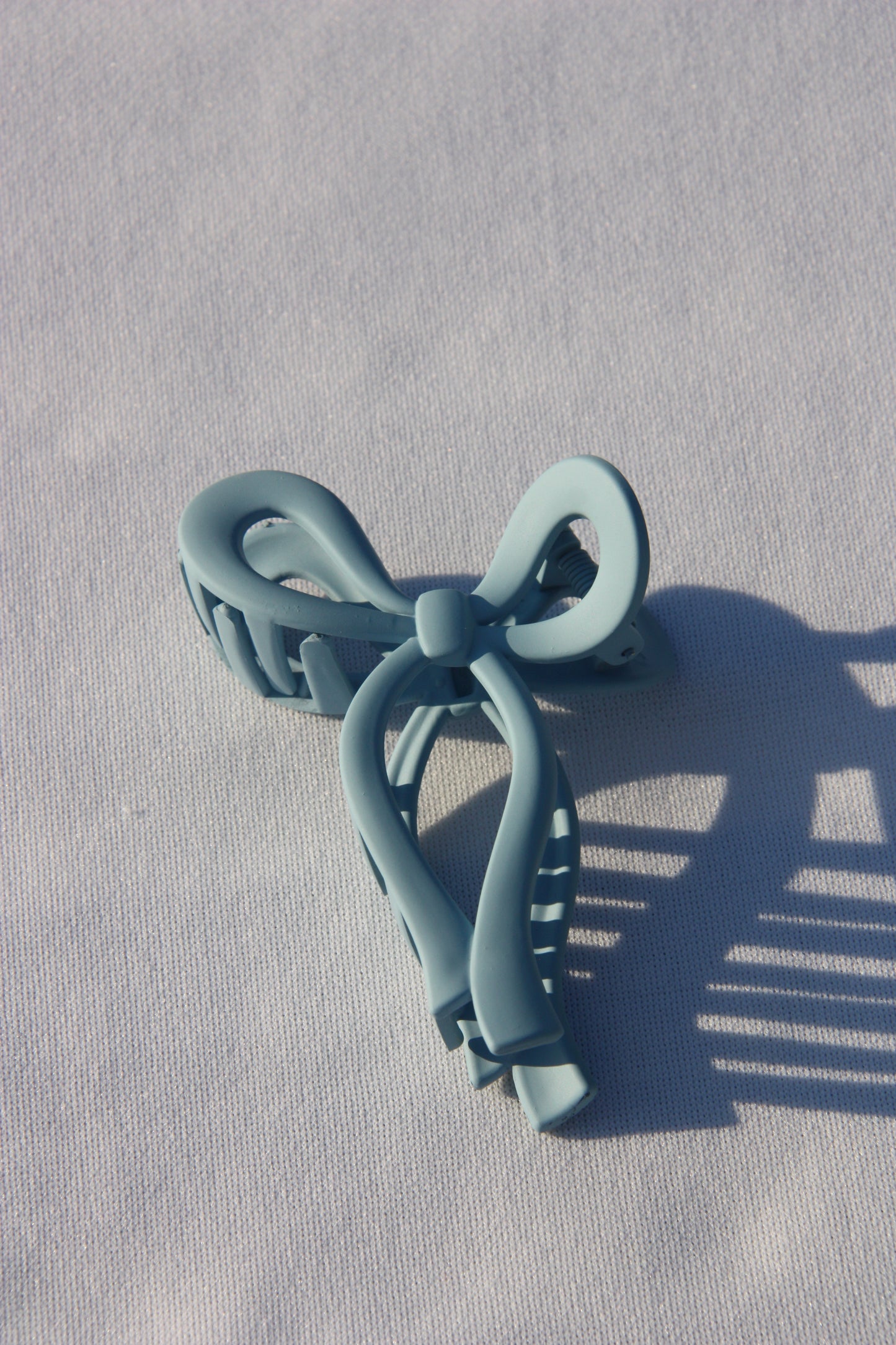 Bow hair clip