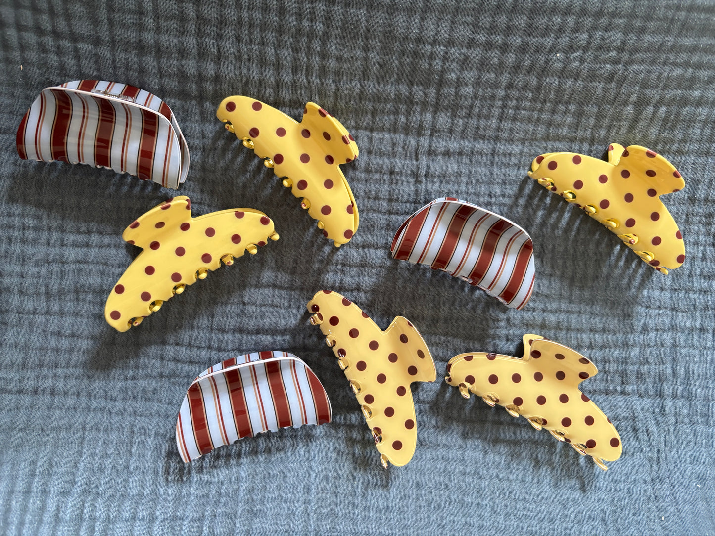 Polkadot hair clip