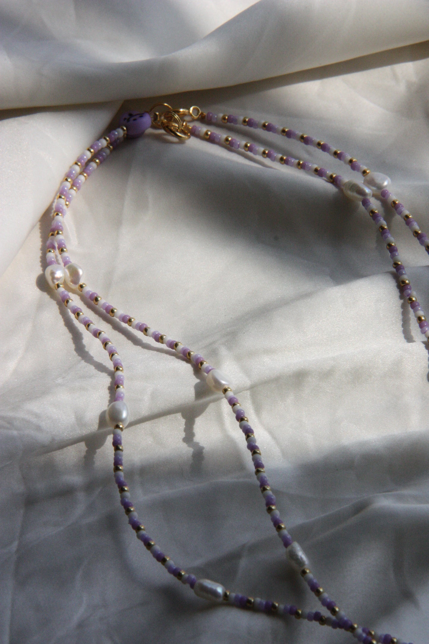 Necklace lila