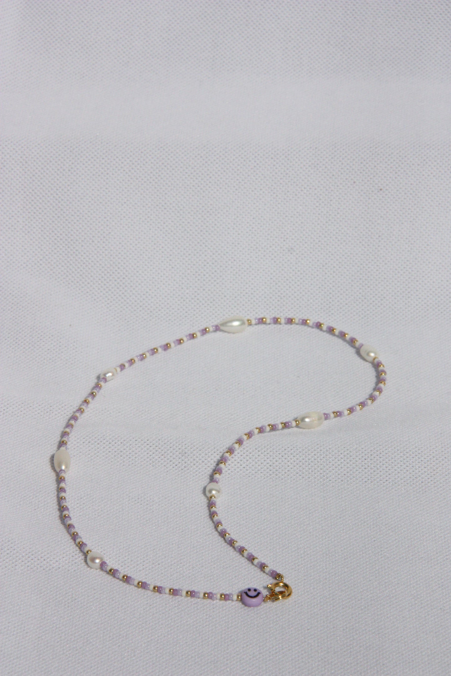 Necklace lila
