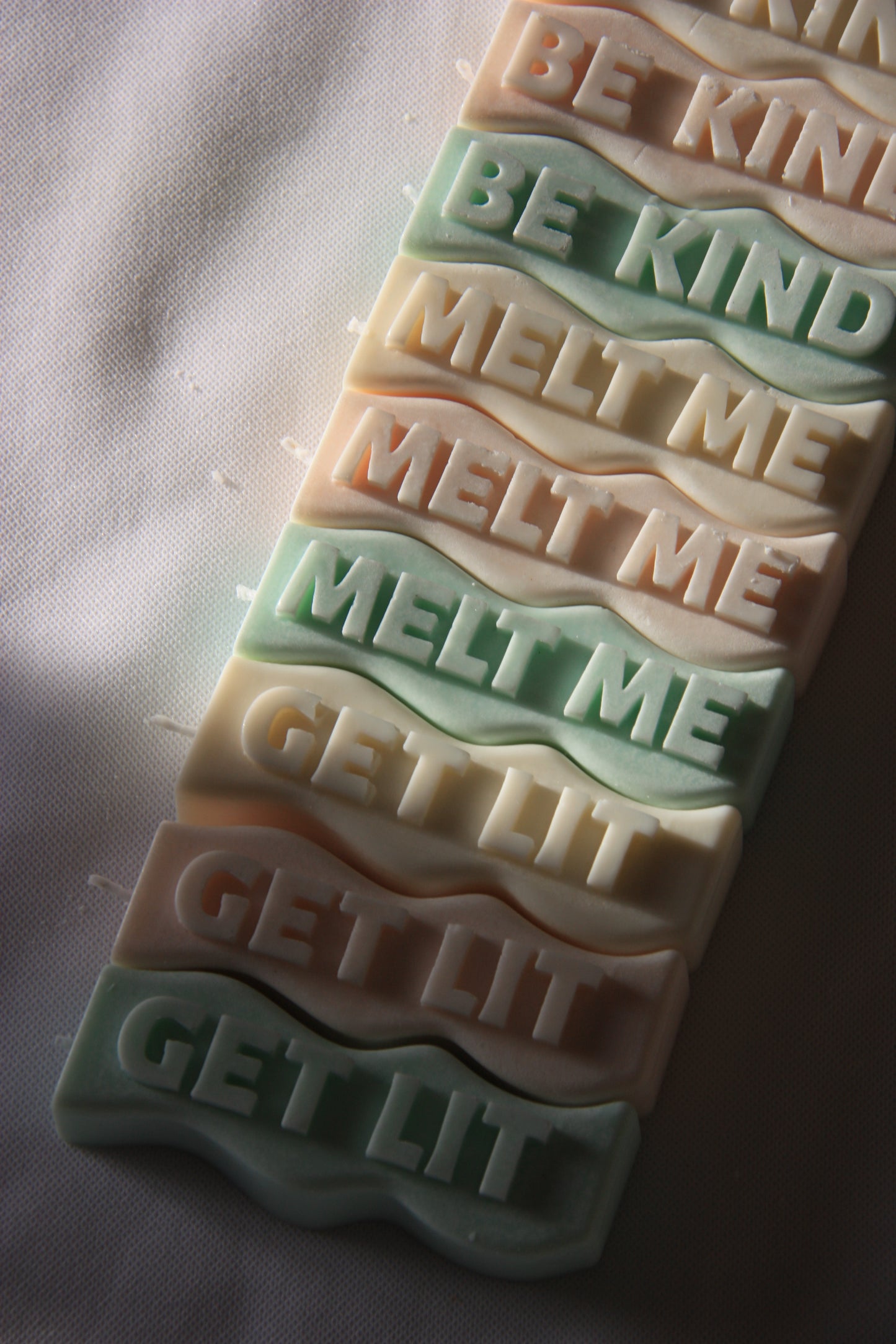 Wave with quote (peach)