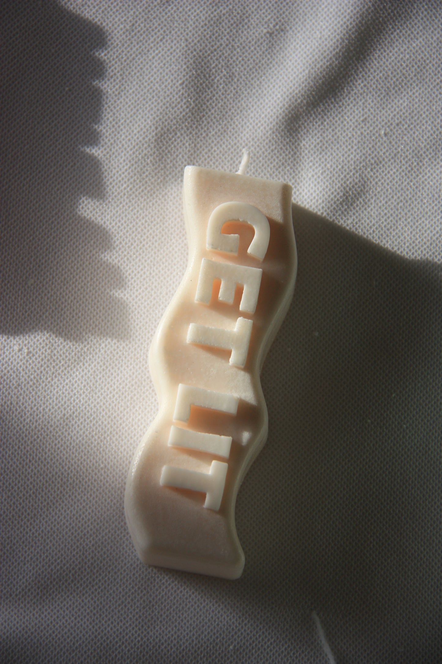 Wave with quote (peach)