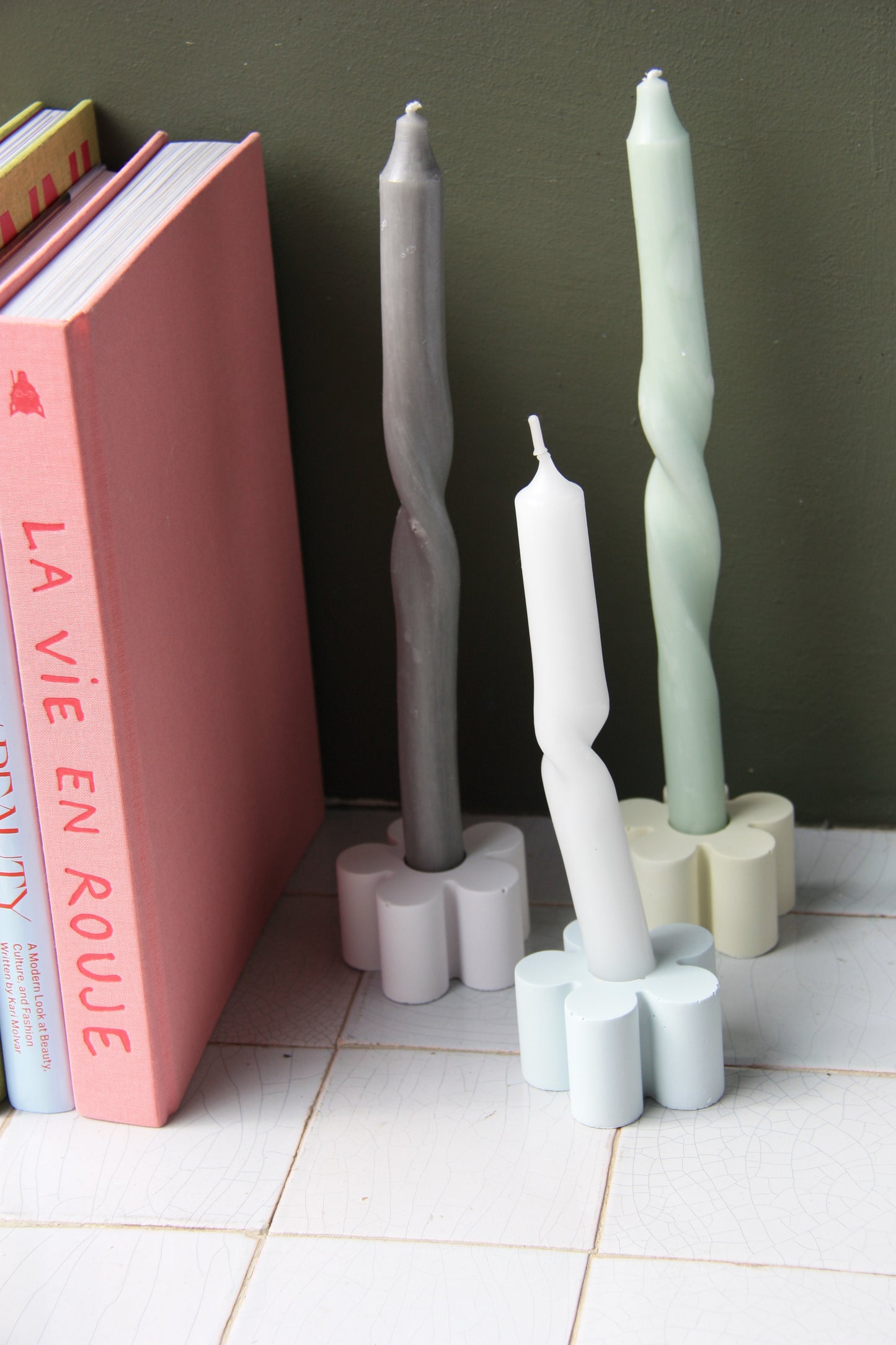 Flower candle holder