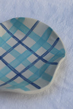 Load image into Gallery viewer, Gingham dish
