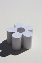 Load image into Gallery viewer, Flower candle holder
